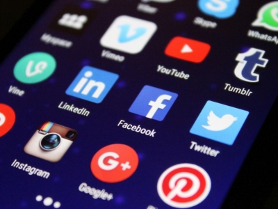 Qu'est-ce que le social media marketing ? Guide complet pour 2024